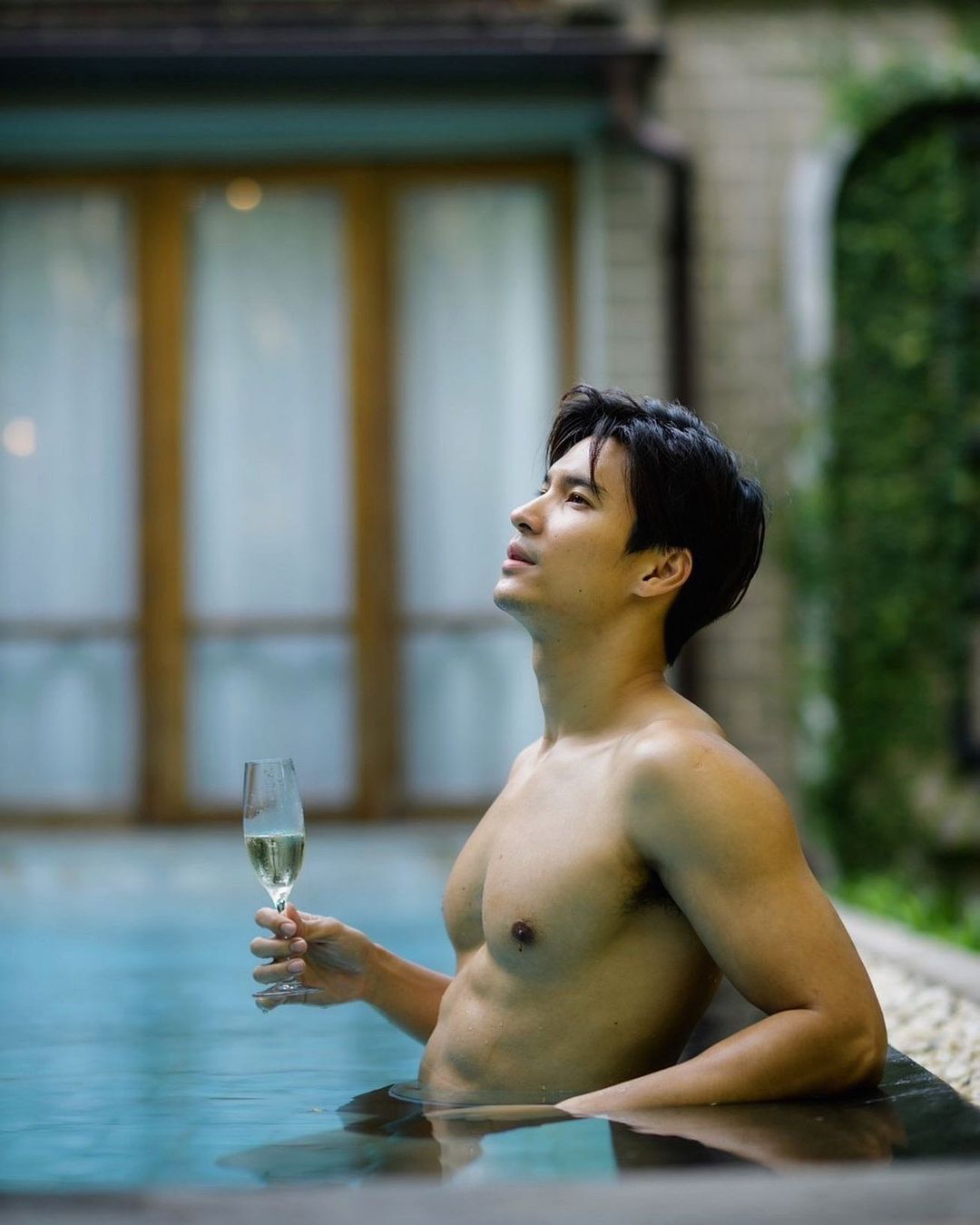 ไมค์ - ภัทรเดช สงวนความดี