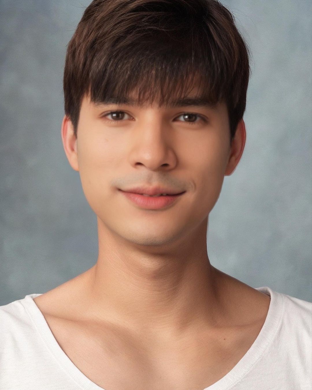ไมค์ - ภัทรเดช สงวนความดี