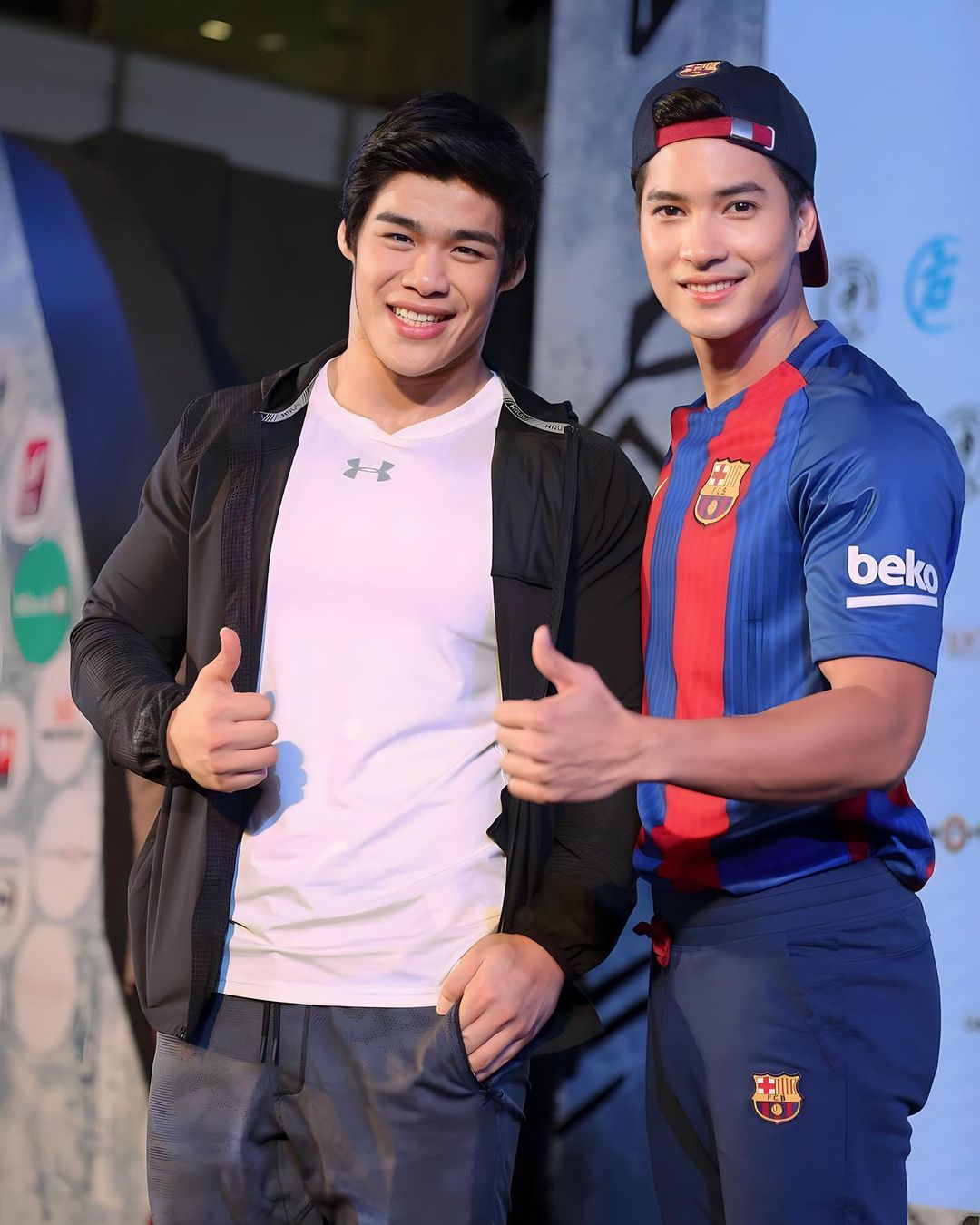 ไมค์ - ภัทรเดช สงวนความดี