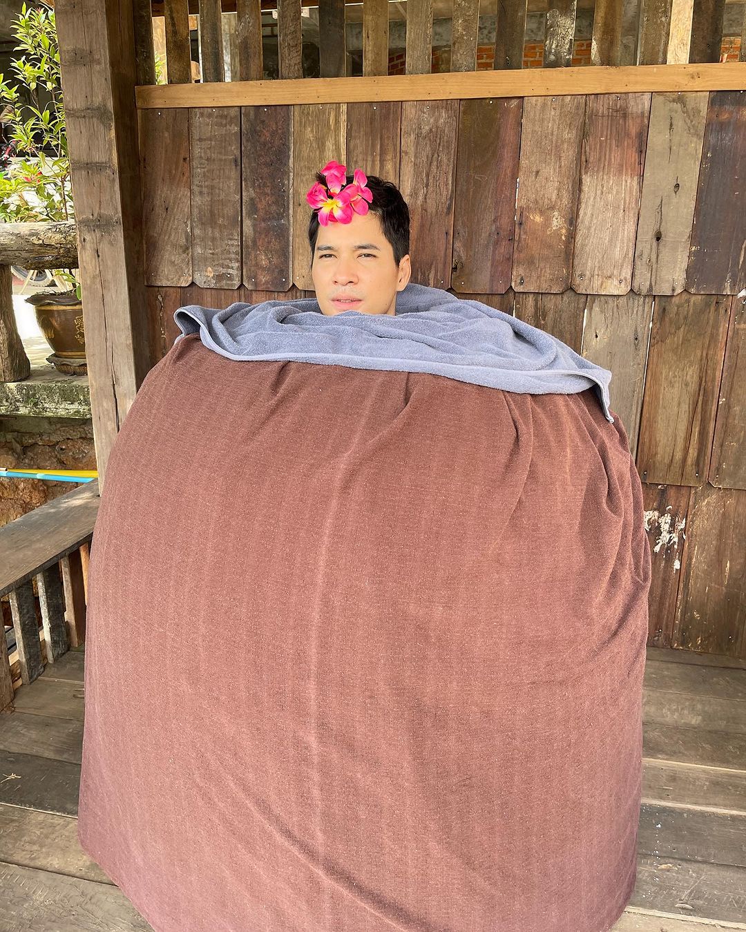 ไมค์ - ภัทรเดช สงวนความดี