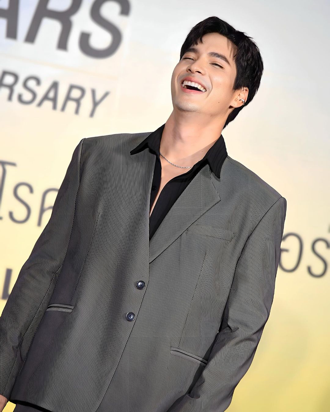 ไมค์ - ภัทรเดช สงวนความดี