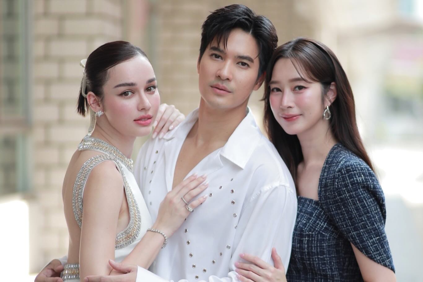 ไมค์ - ภัทรเดช สงวนความดี