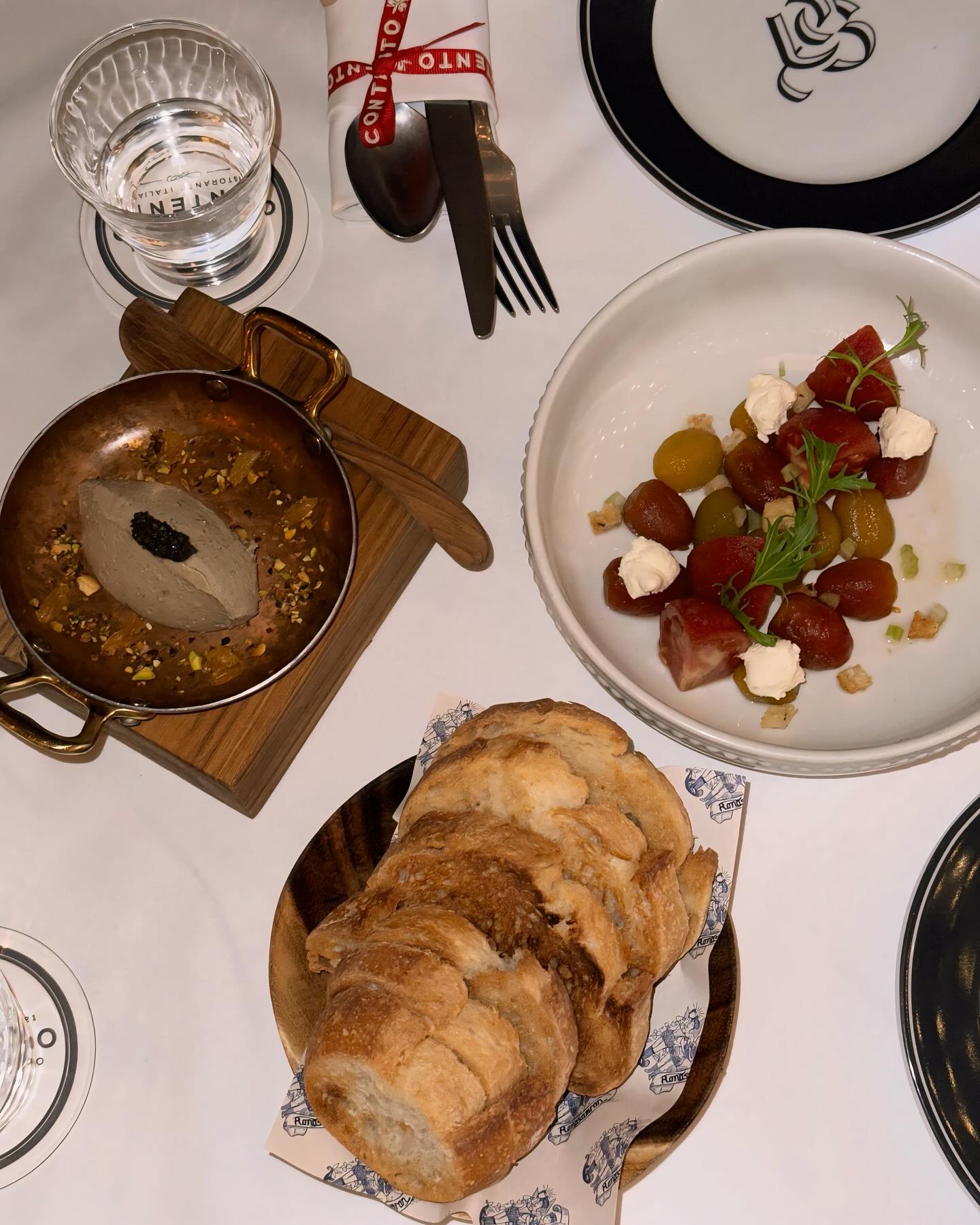 ไมค์ - ภัทรเดช สงวนความดี