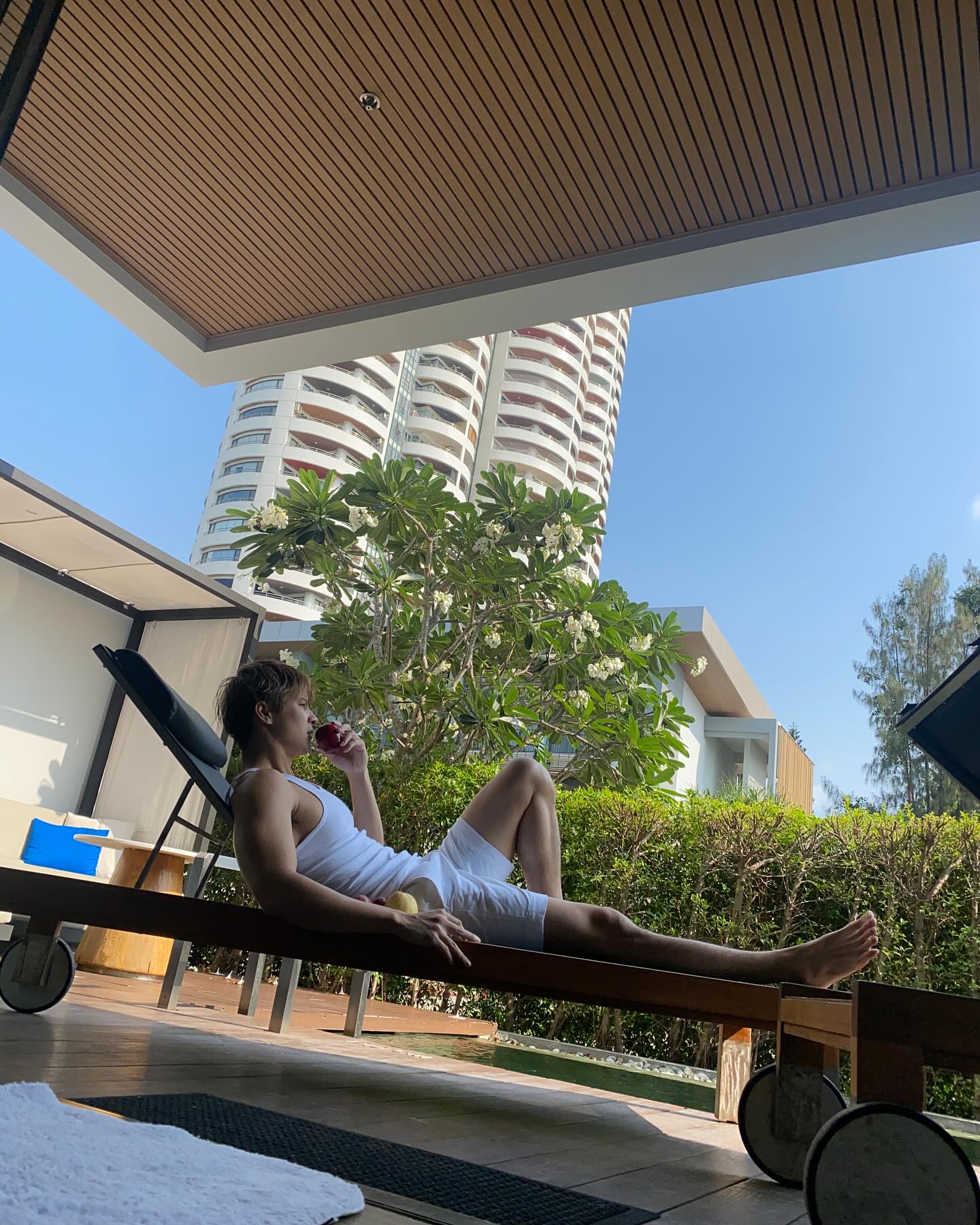 ไมค์ - ภัทรเดช สงวนความดี