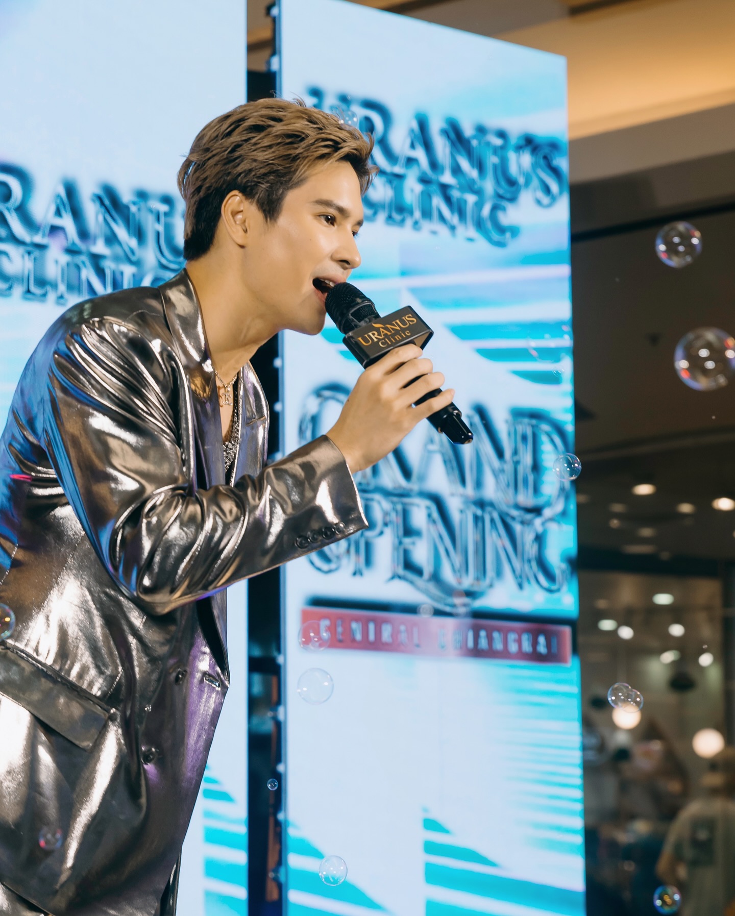 ไมค์ - ภัทรเดช สงวนความดี