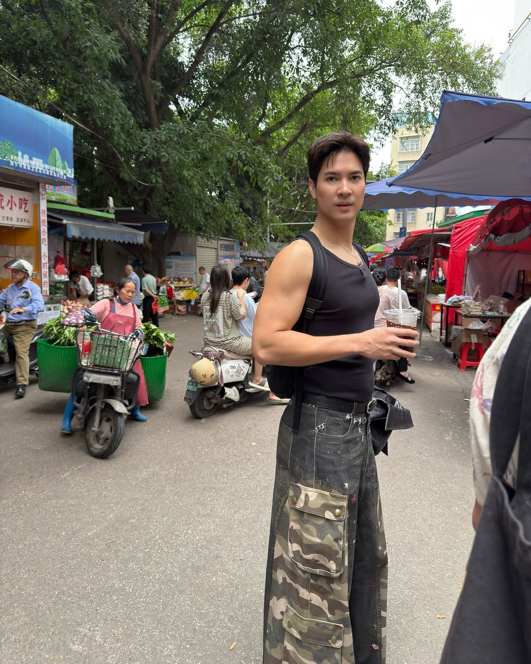 ไมค์ - ภัทรเดช สงวนความดี