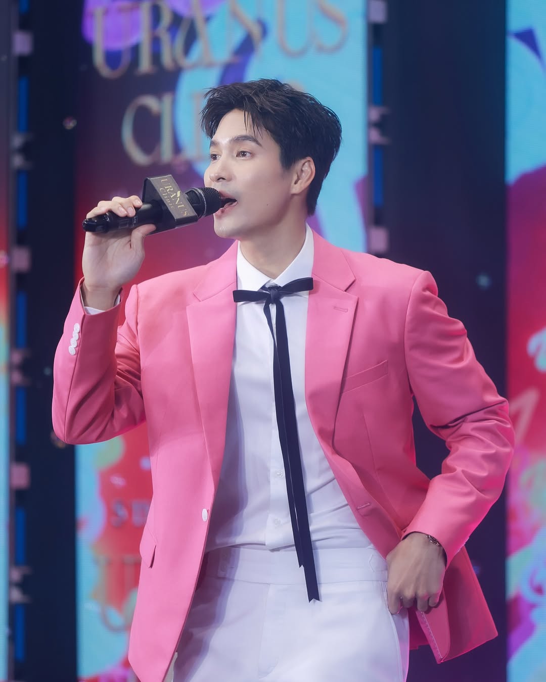 ไมค์ - ภัทรเดช สงวนความดี