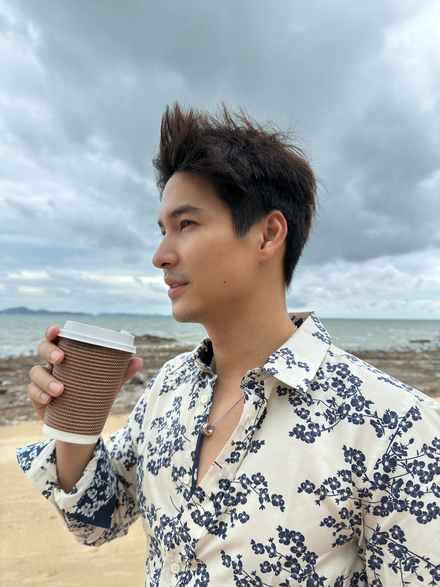 ไมค์ - ภัทรเดช สงวนความดี