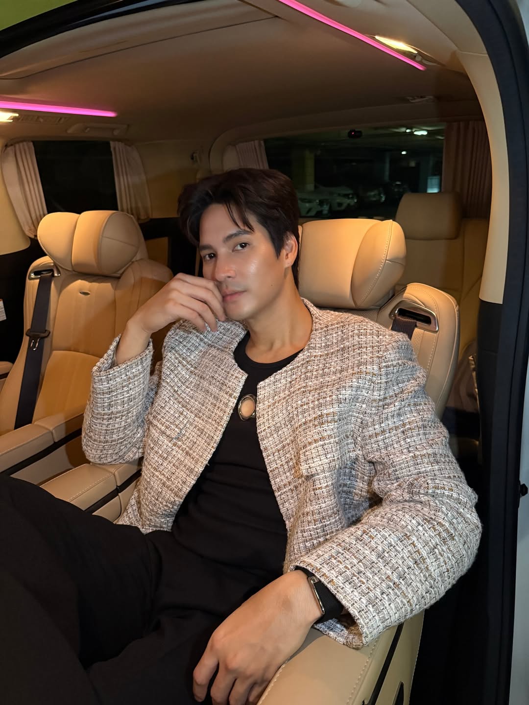 ไมค์ - ภัทรเดช สงวนความดี