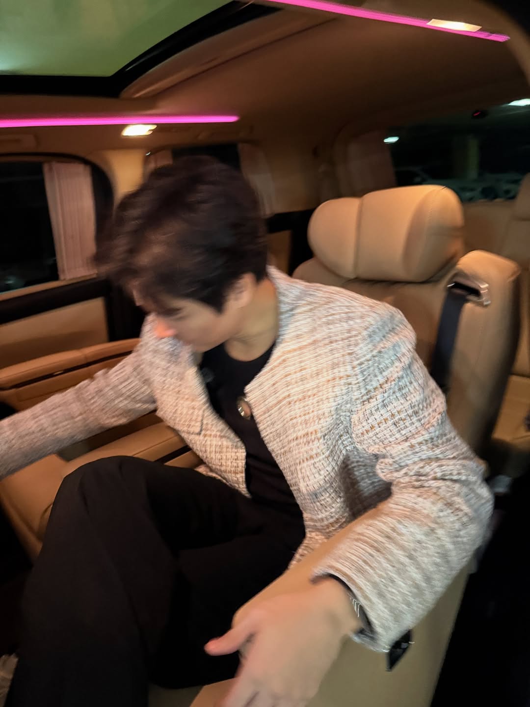 ไมค์ - ภัทรเดช สงวนความดี