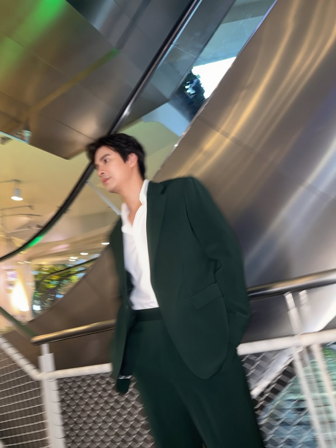 ไมค์ - ภัทรเดช สงวนความดี
