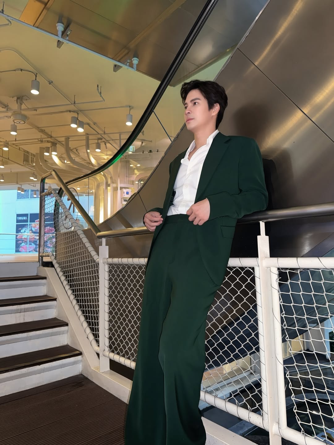 ไมค์ - ภัทรเดช สงวนความดี