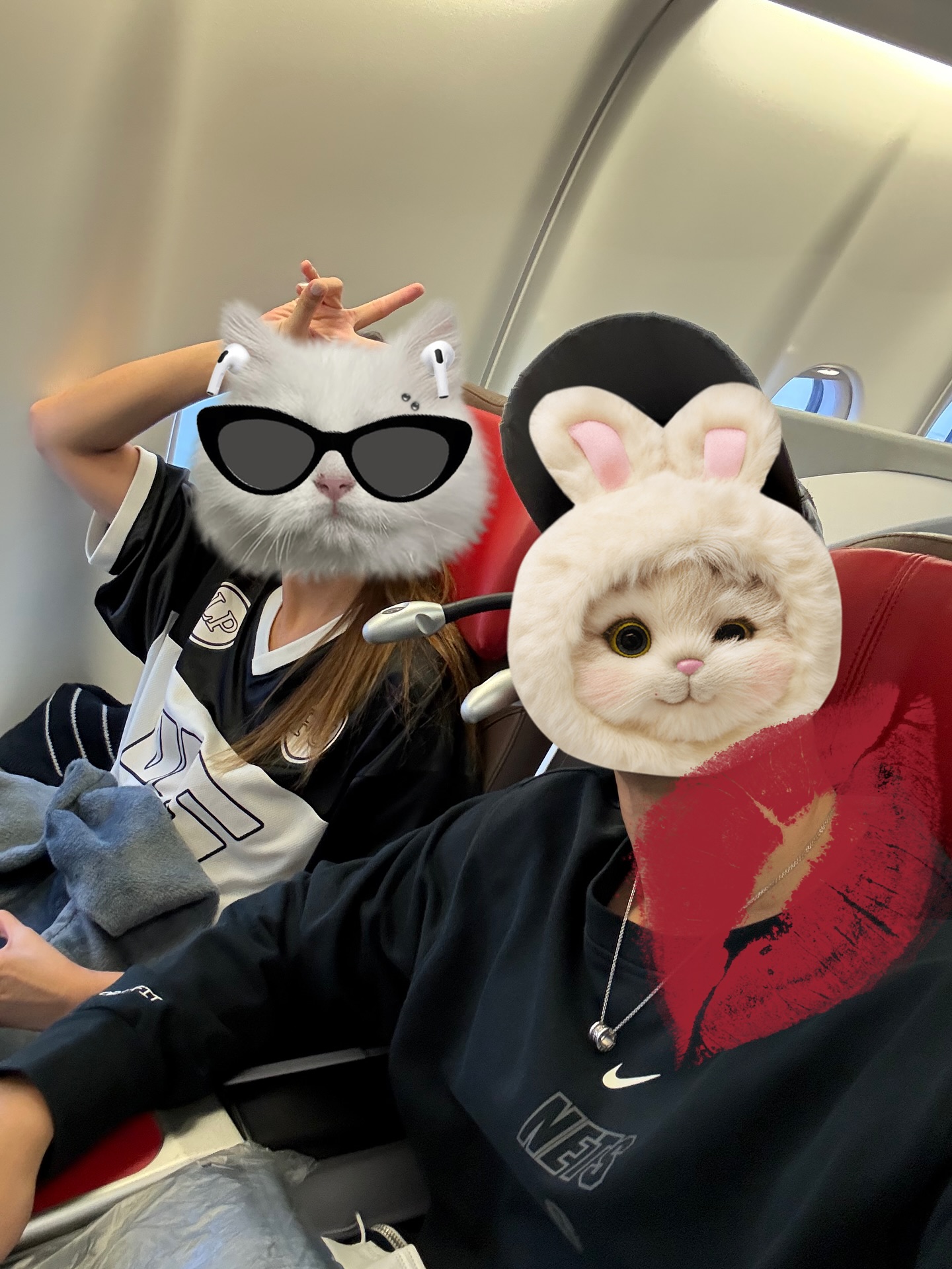 ไมค์ - ภัทรเดช สงวนความดี