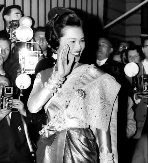 ไมค์ - ภัทรเดช สงวนความดี