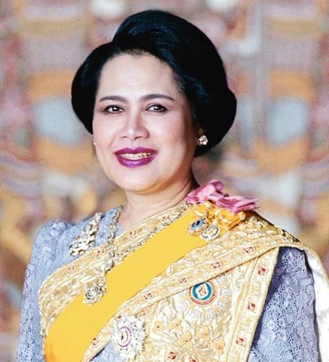 ไมค์ - ภัทรเดช สงวนความดี