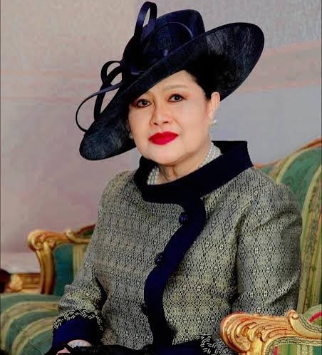 ไมค์ - ภัทรเดช สงวนความดี