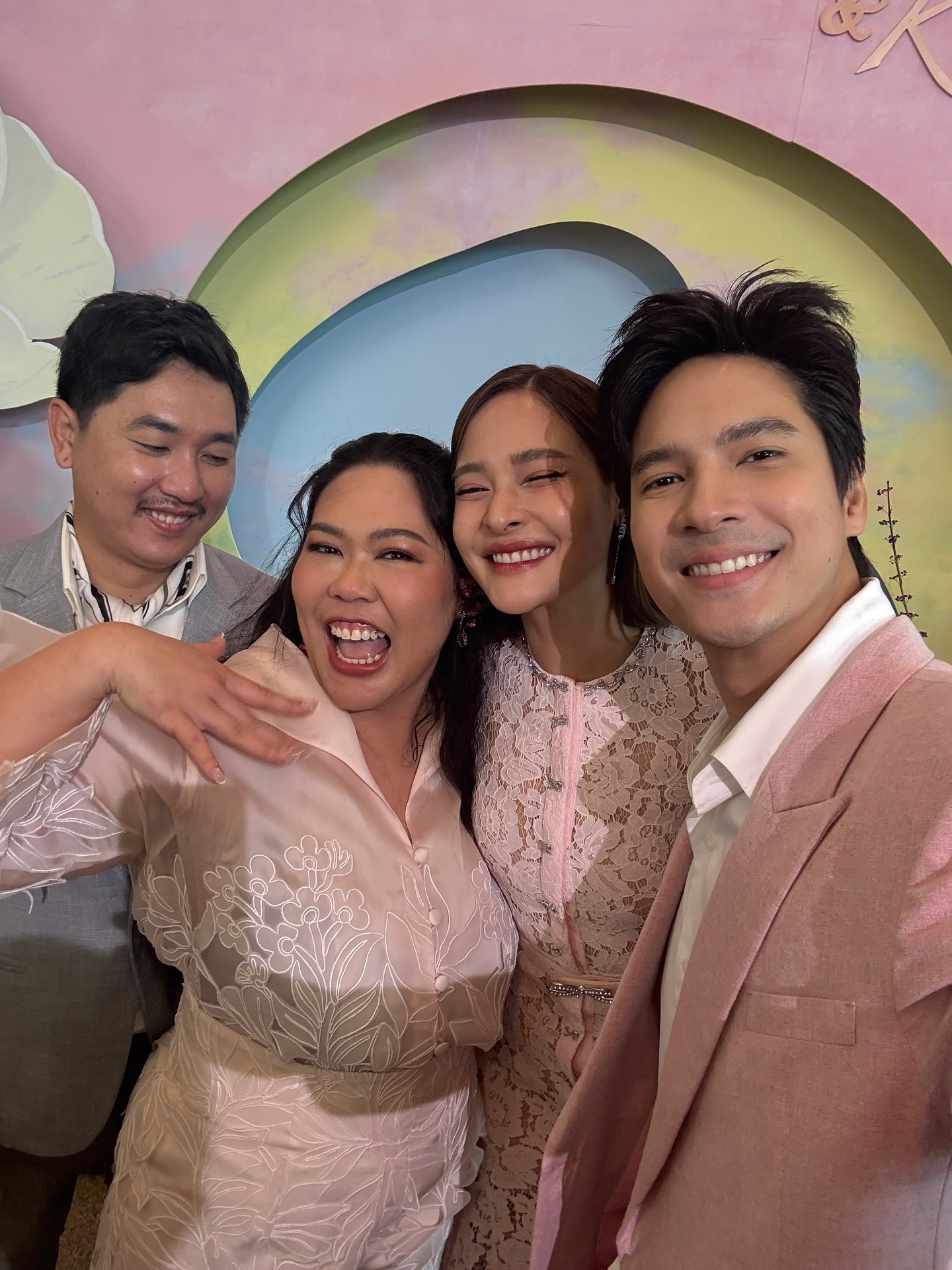 ไมค์ - ภัทรเดช สงวนความดี