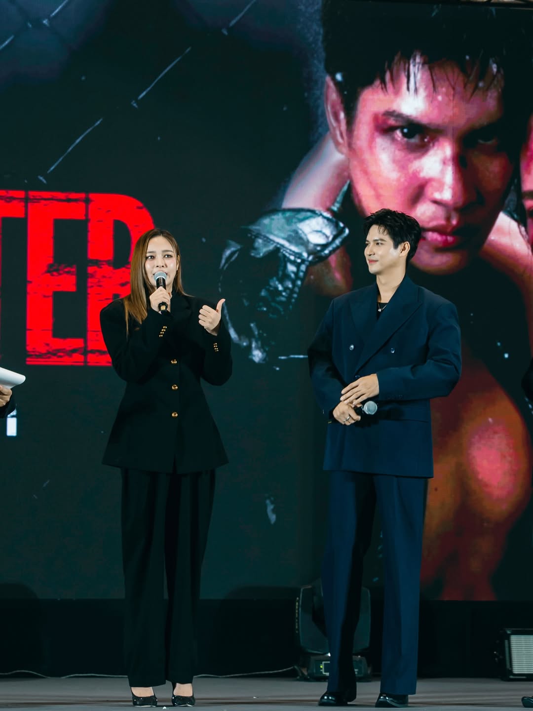 ไมค์ - ภัทรเดช สงวนความดี