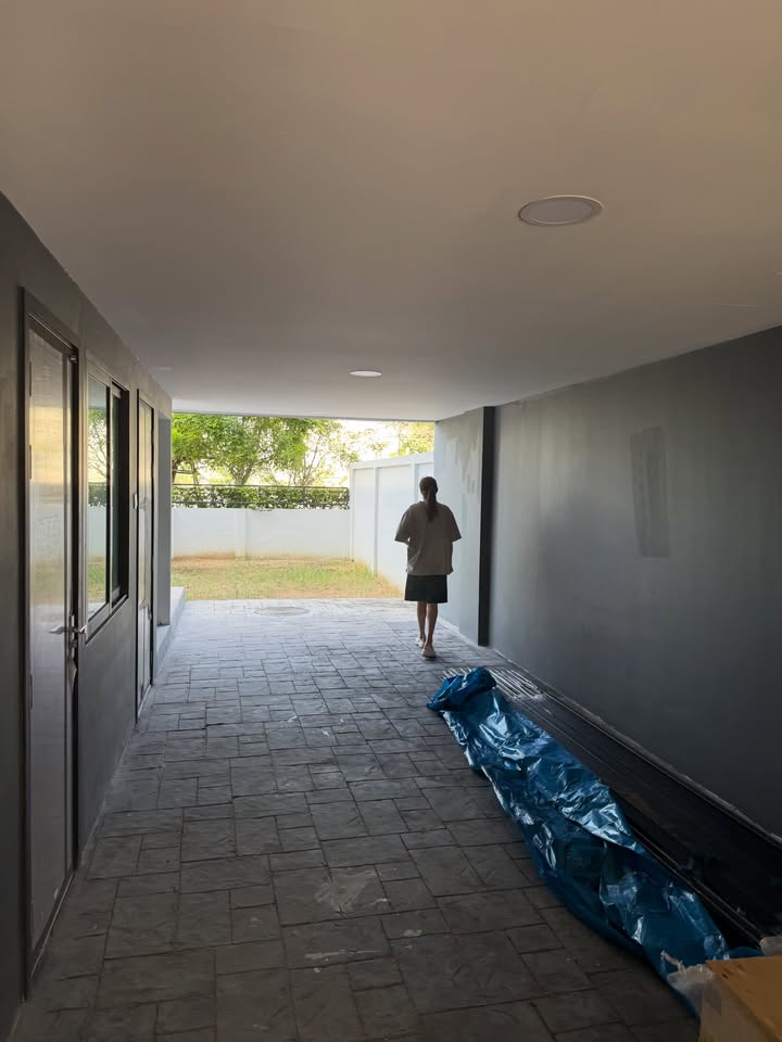 ไมค์ - ภัทรเดช สงวนความดี