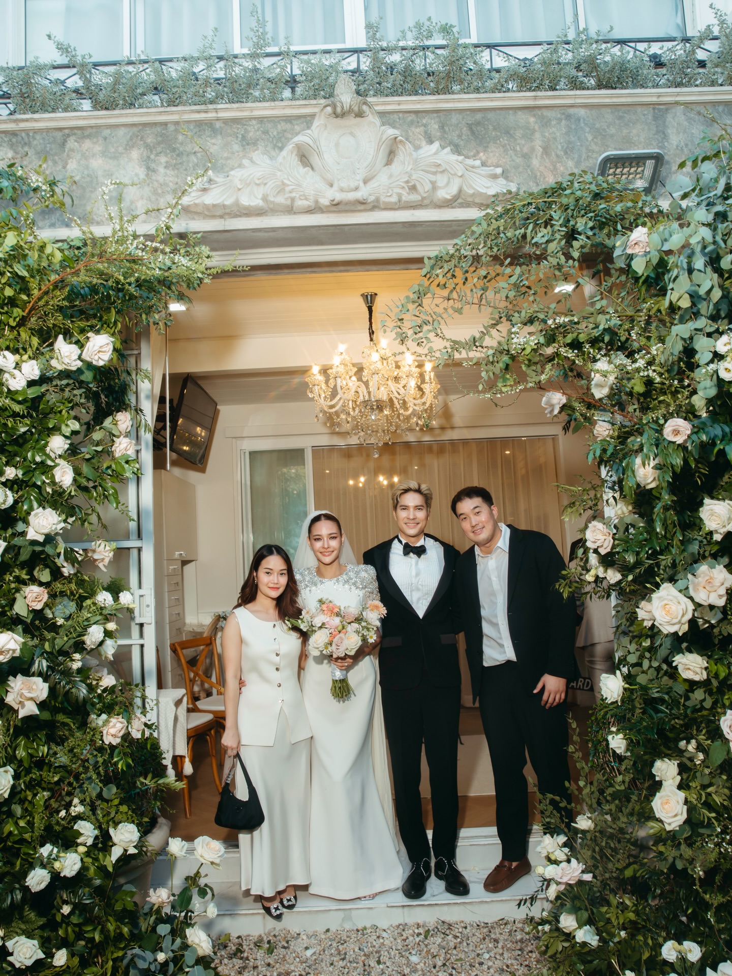 ไมค์ - ภัทรเดช สงวนความดี