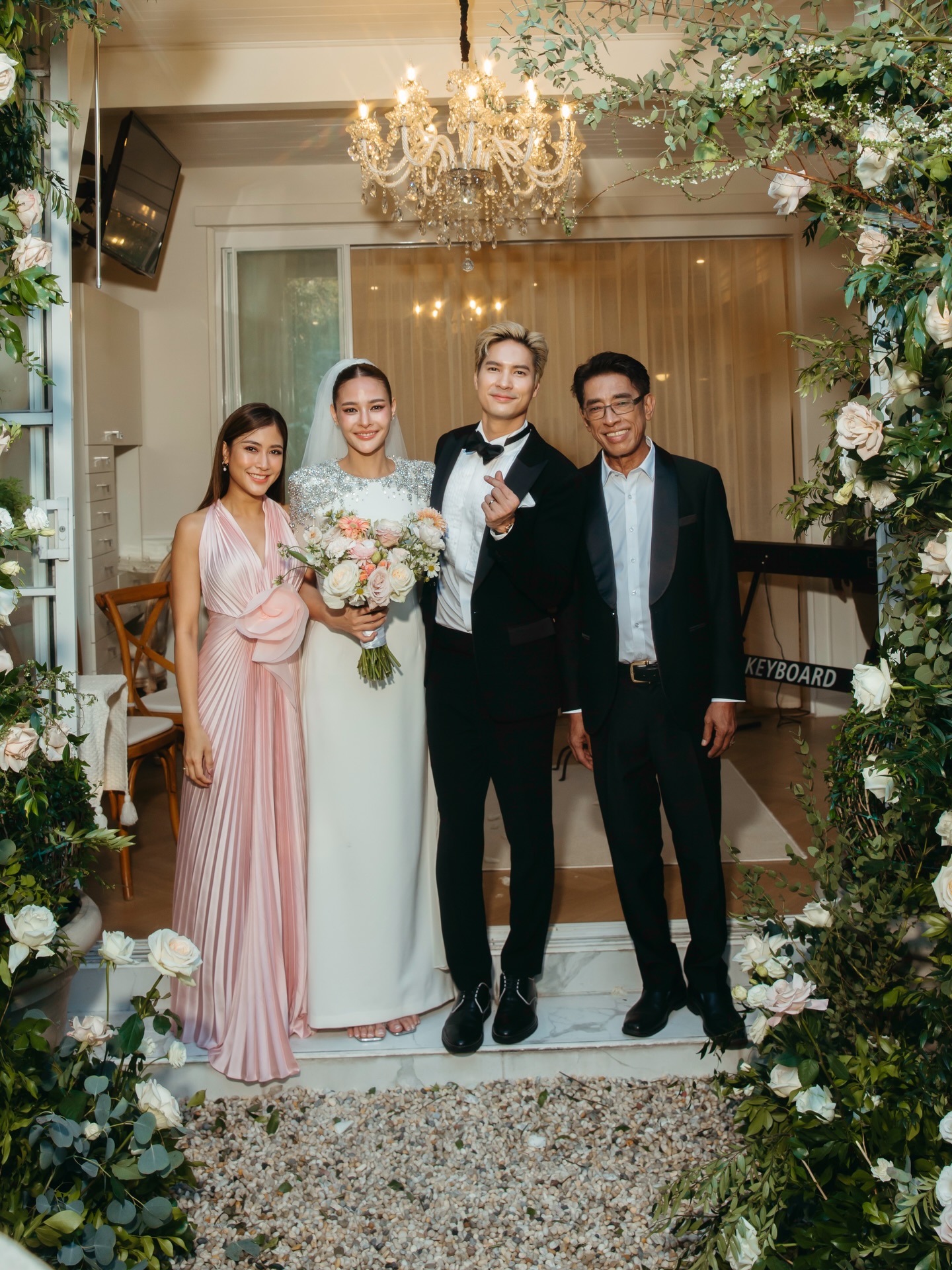 ไมค์ - ภัทรเดช สงวนความดี