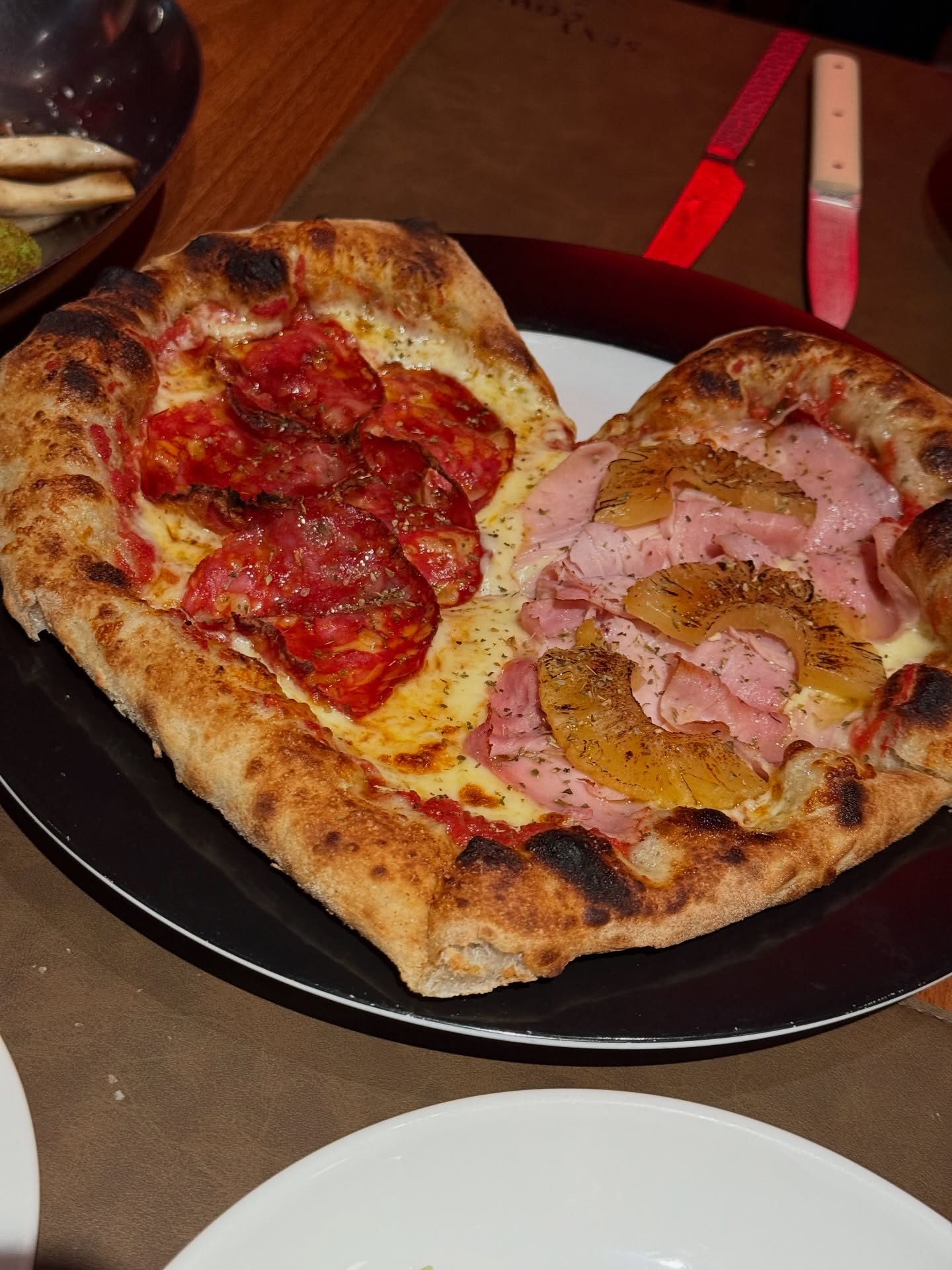 ไมค์ - ภัทรเดช สงวนความดี