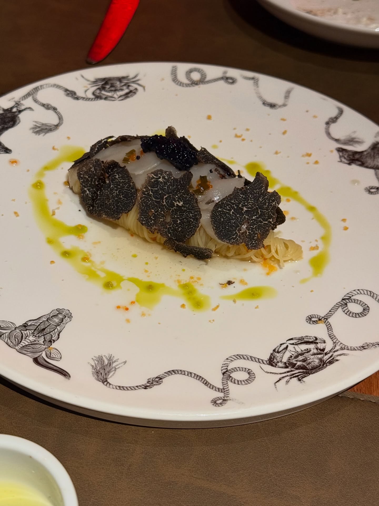 ไมค์ - ภัทรเดช สงวนความดี