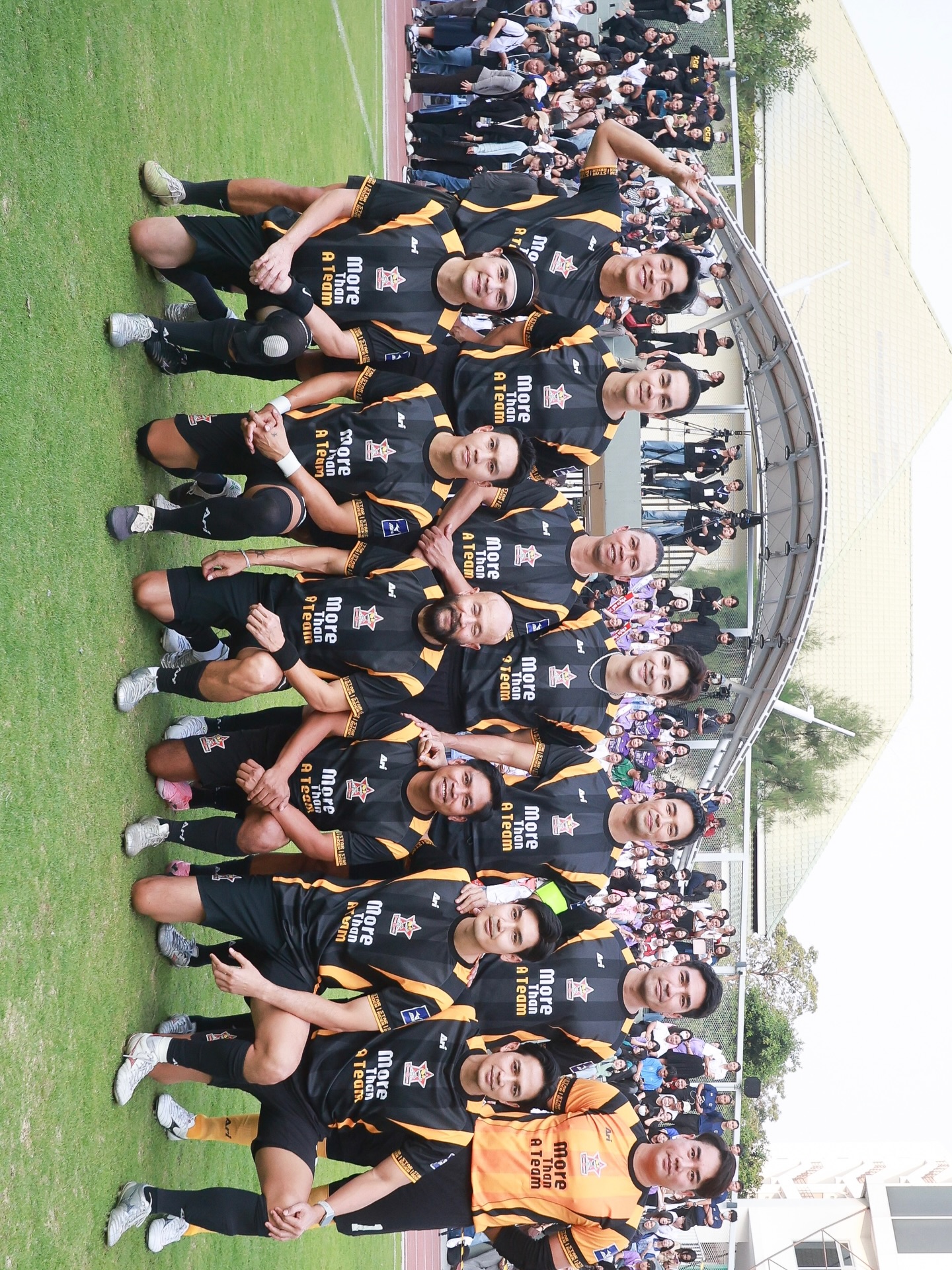 ไมค์ - ภัทรเดช สงวนความดี