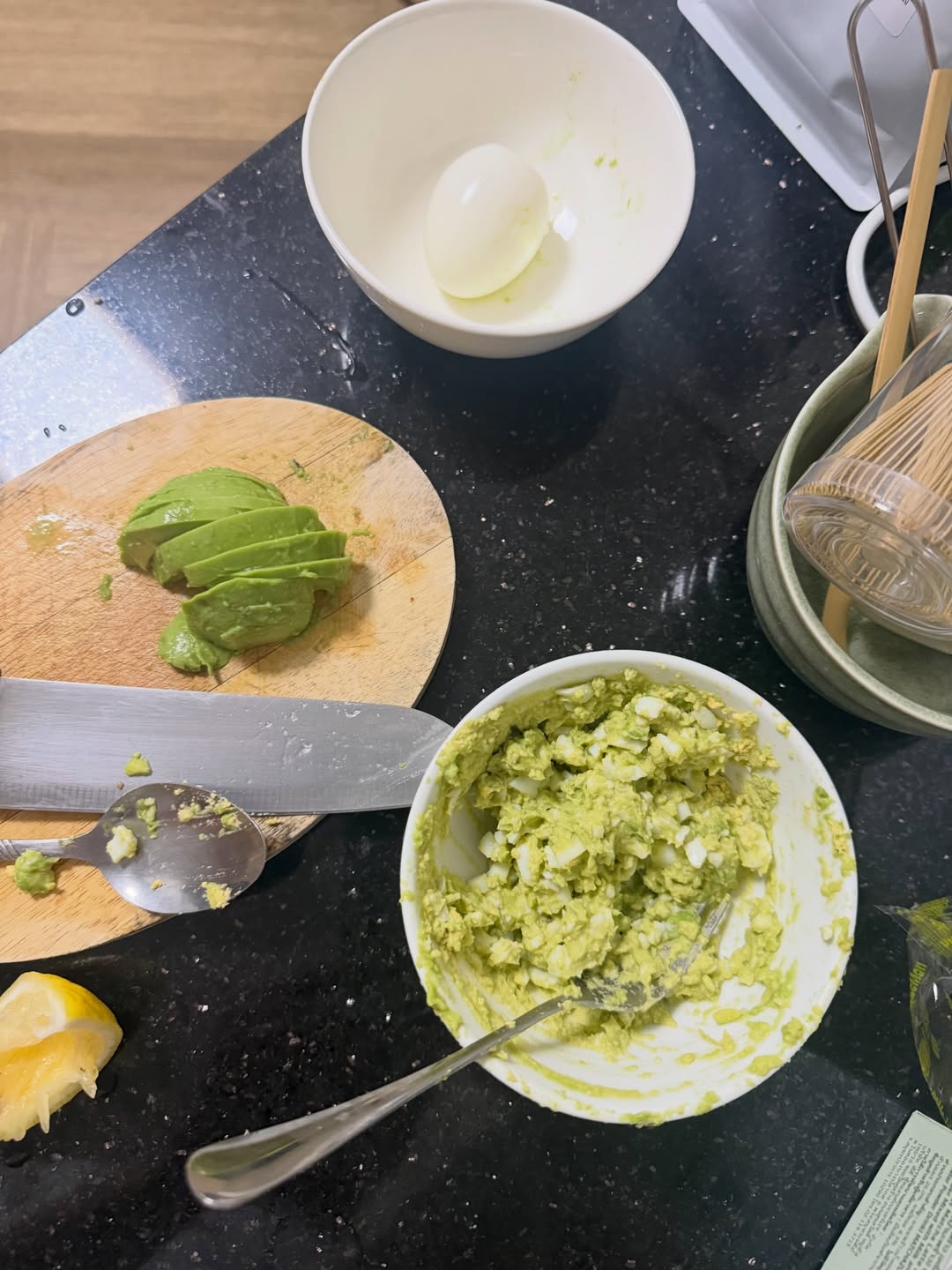 ไมค์ - ภัทรเดช สงวนความดี