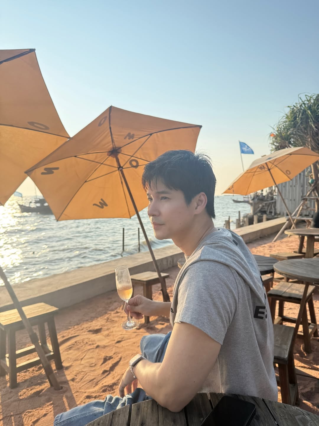 ไมค์ - ภัทรเดช สงวนความดี