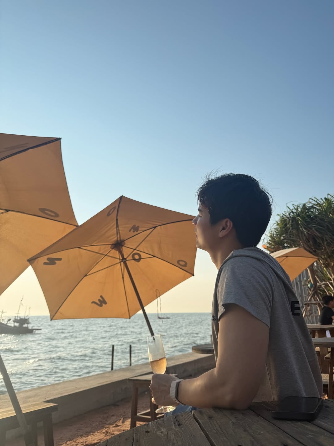 ไมค์ - ภัทรเดช สงวนความดี