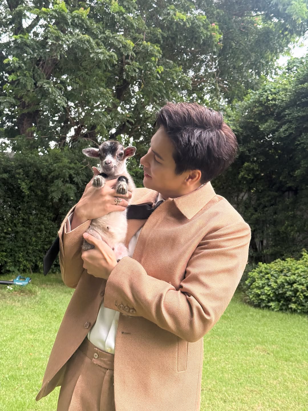 ไมค์ - ภัทรเดช สงวนความดี