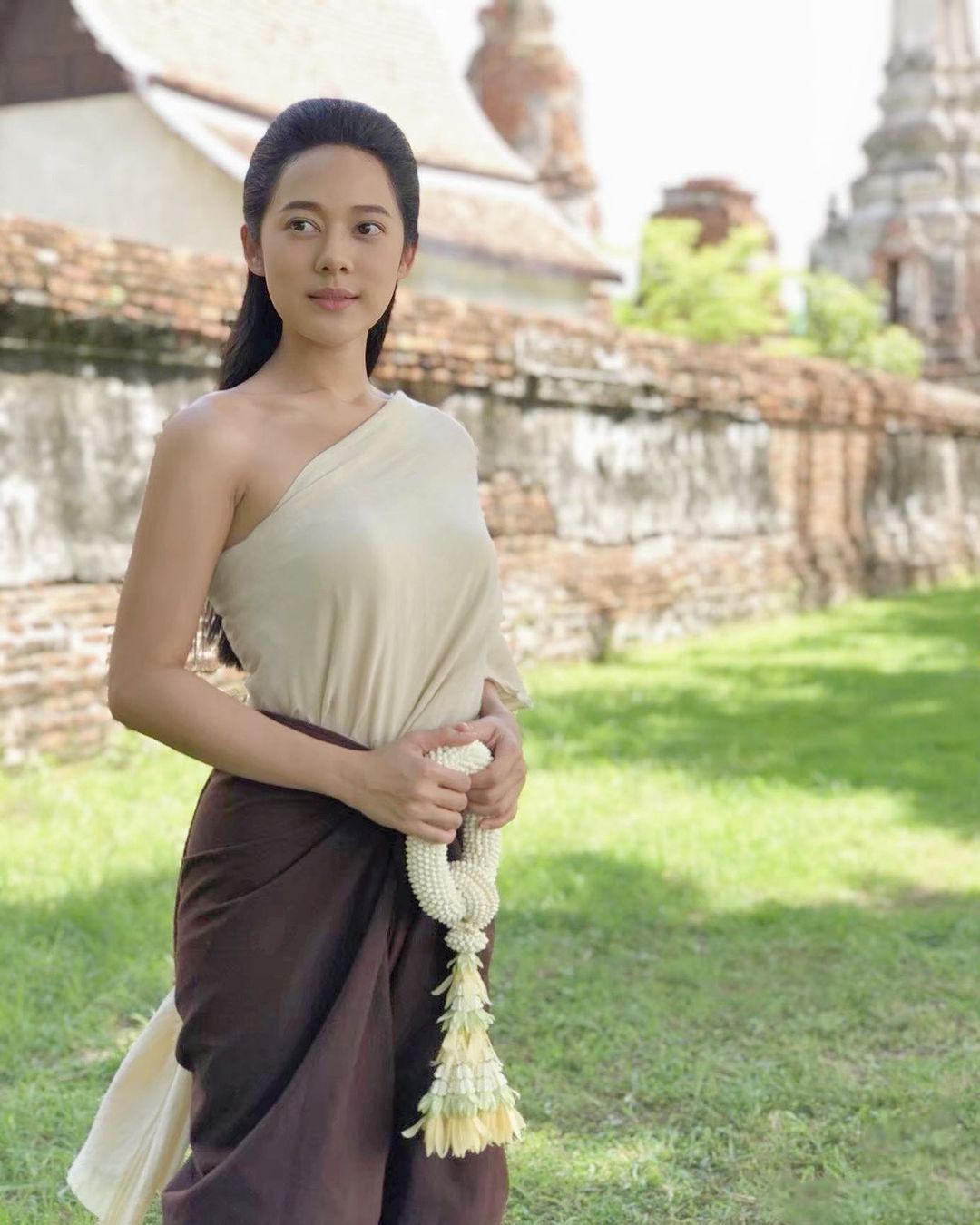 ทับทิม - อัญรินทร์ ธีราธนันพัฒน์