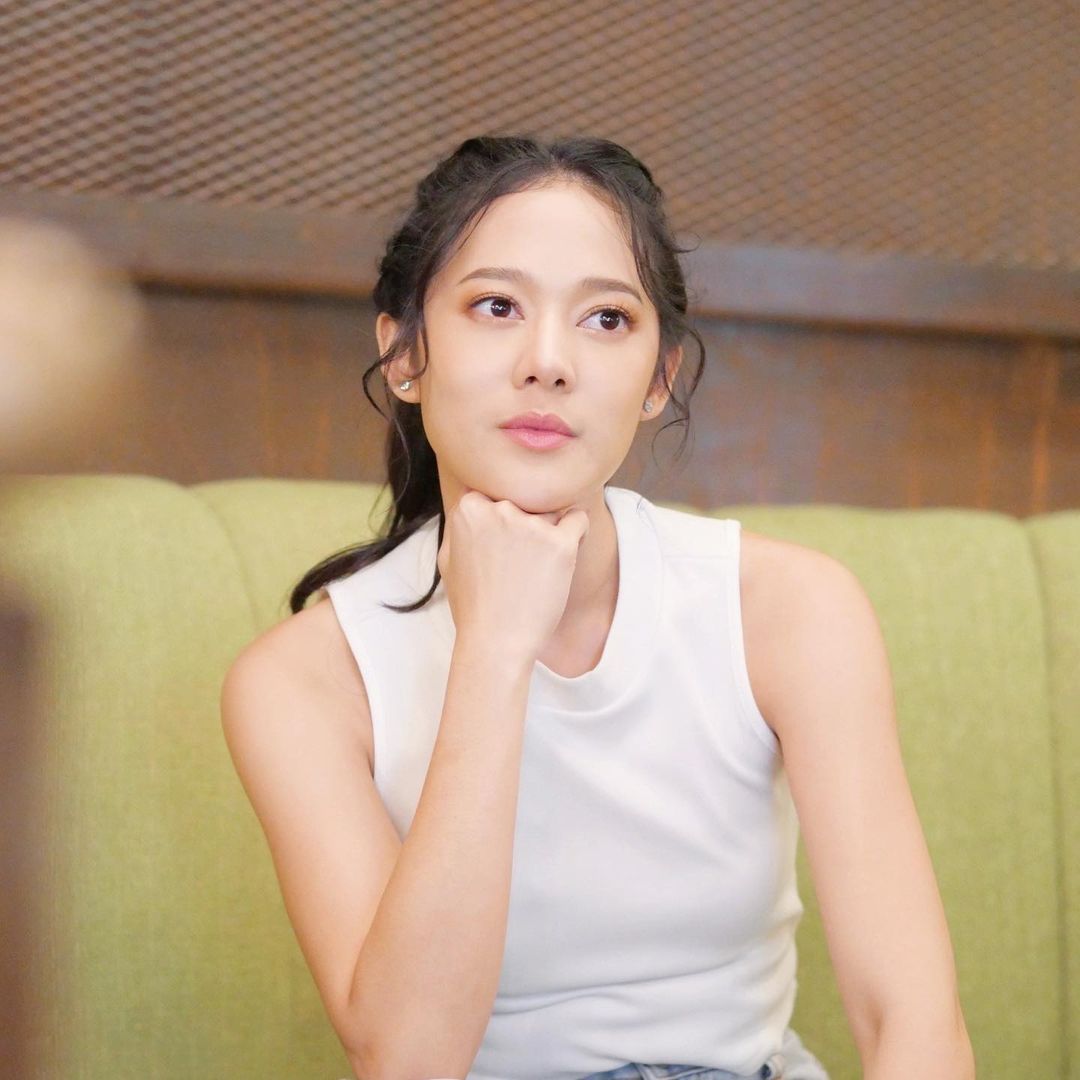 ทับทิม - อัญรินทร์ ธีราธนันพัฒน์