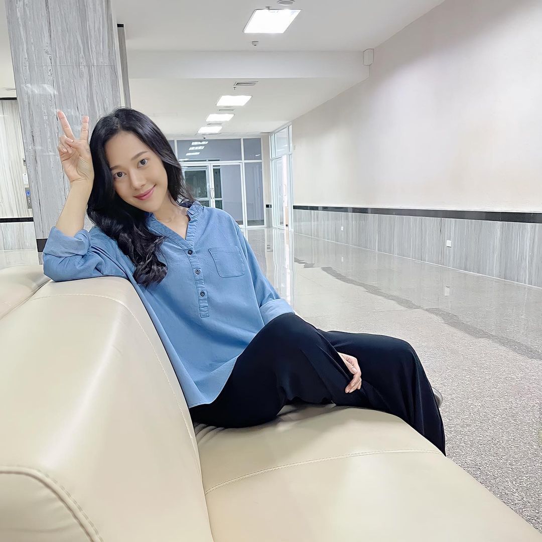 ทับทิม - อัญรินทร์ ธีราธนันพัฒน์
