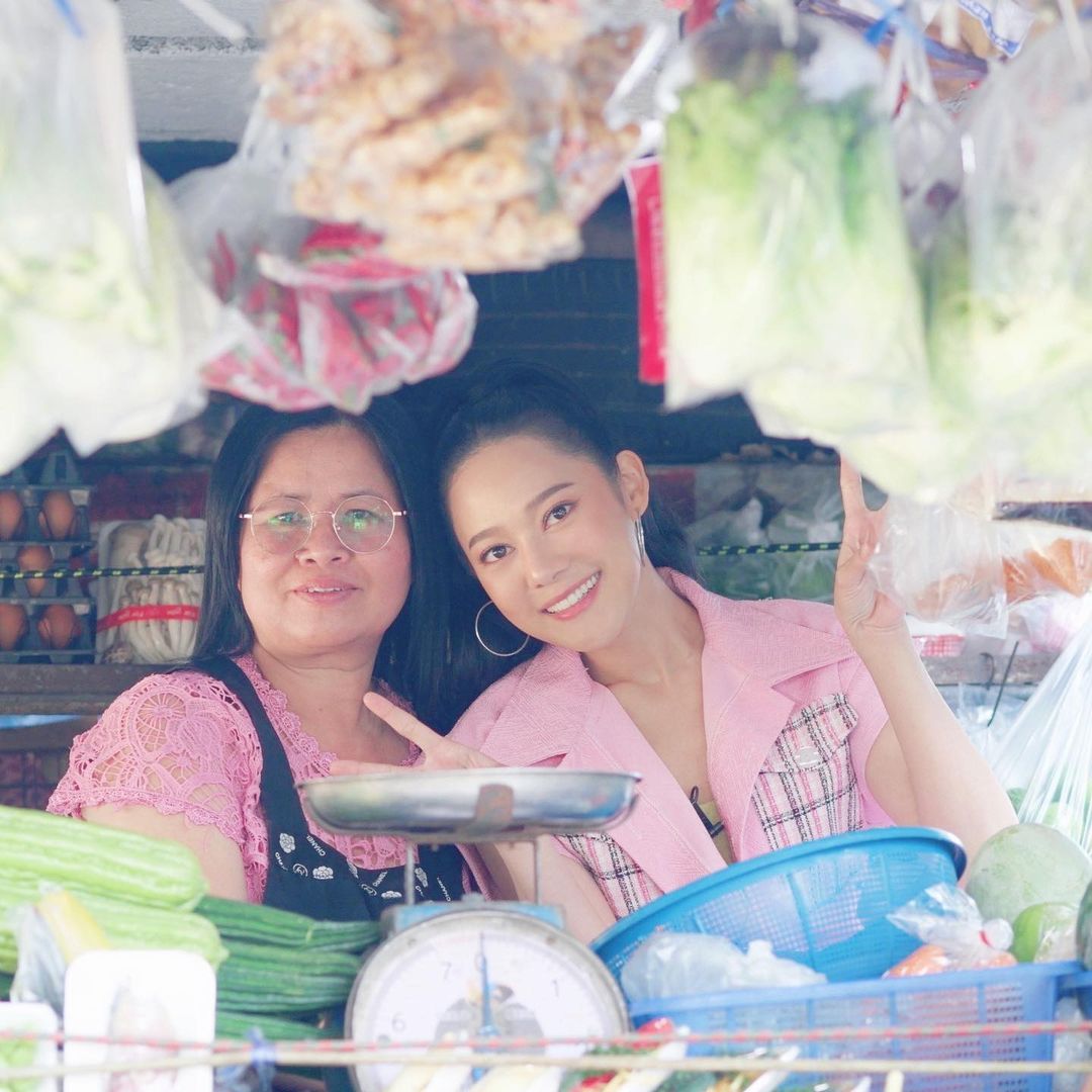 ทับทิม - อัญรินทร์ ธีราธนันพัฒน์