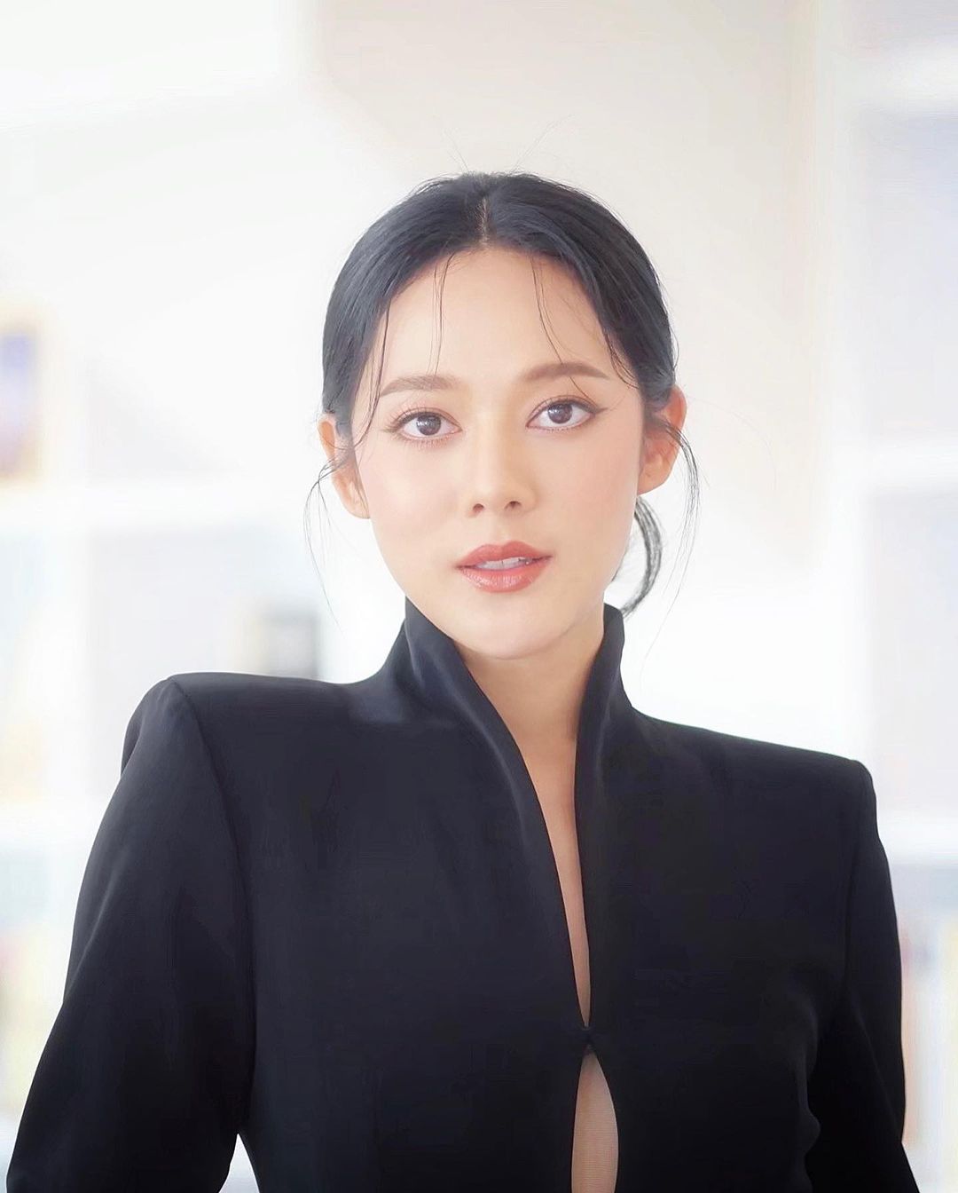 ทับทิม - อัญรินทร์ ธีราธนันพัฒน์