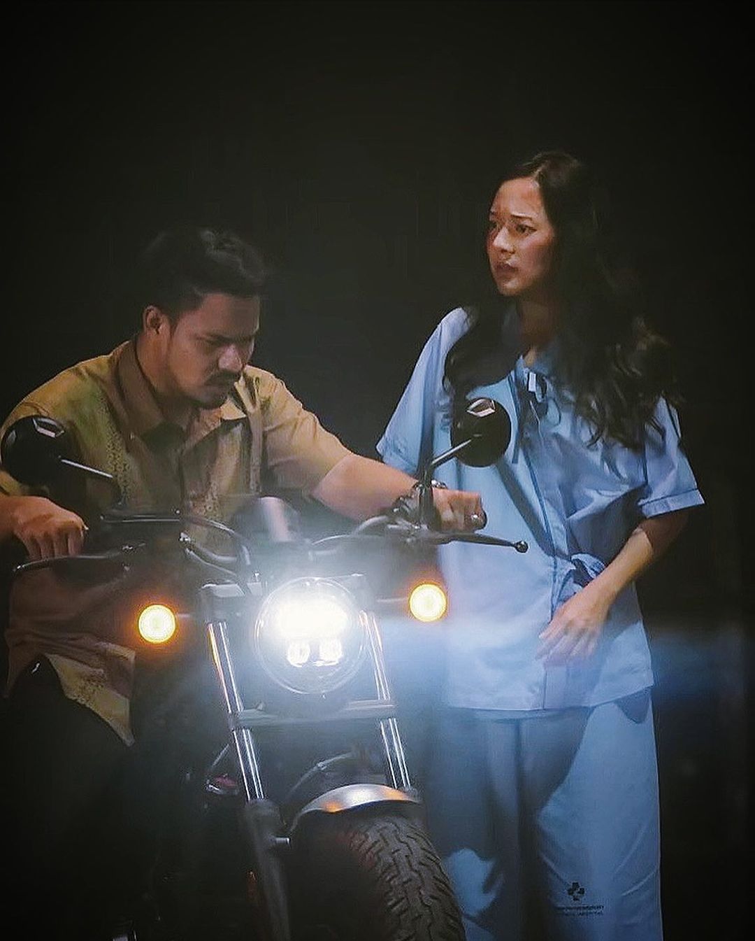 ทับทิม - อัญรินทร์ ธีราธนันพัฒน์