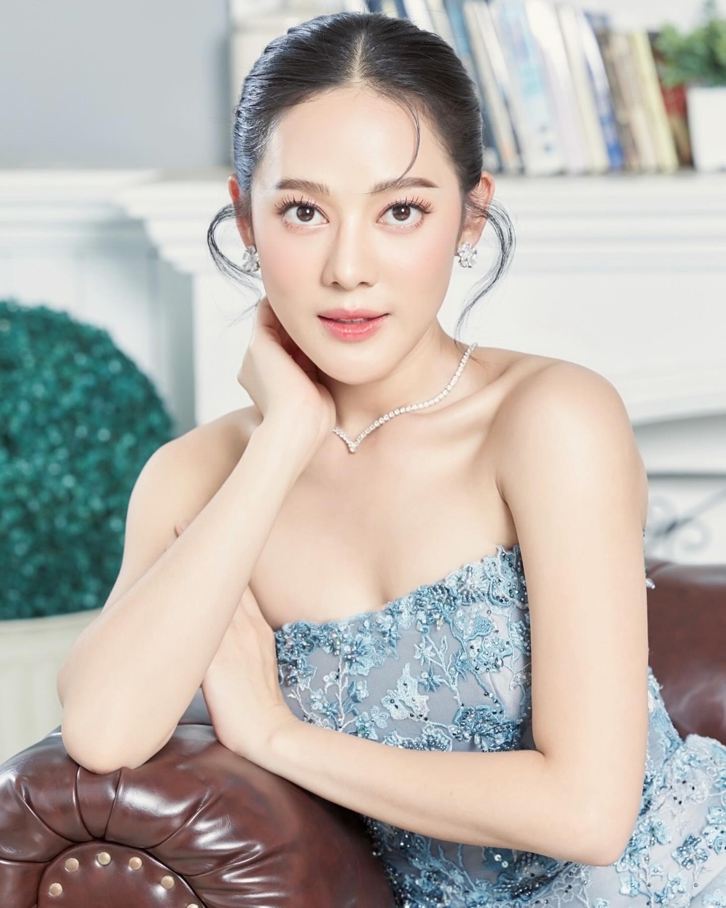 ทับทิม - อัญรินทร์ ธีราธนันพัฒน์