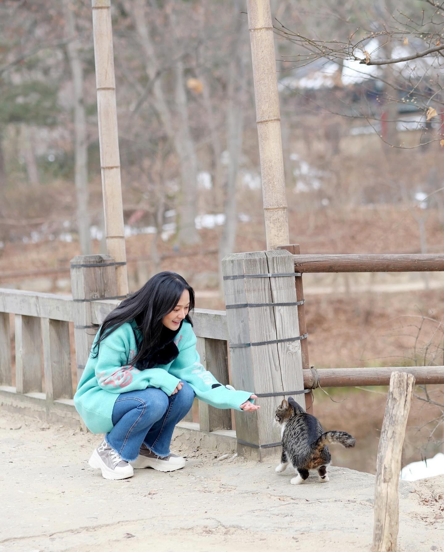 ทับทิม - อัญรินทร์ ธีราธนันพัฒน์