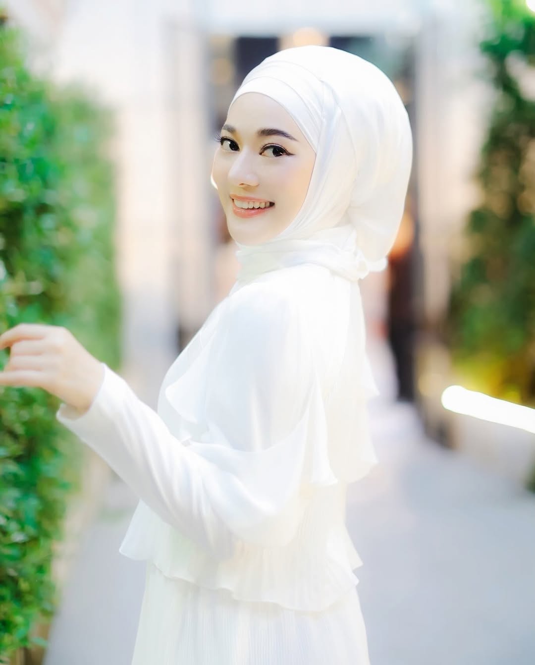 ทับทิม - อัญรินทร์ ธีราธนันพัฒน์