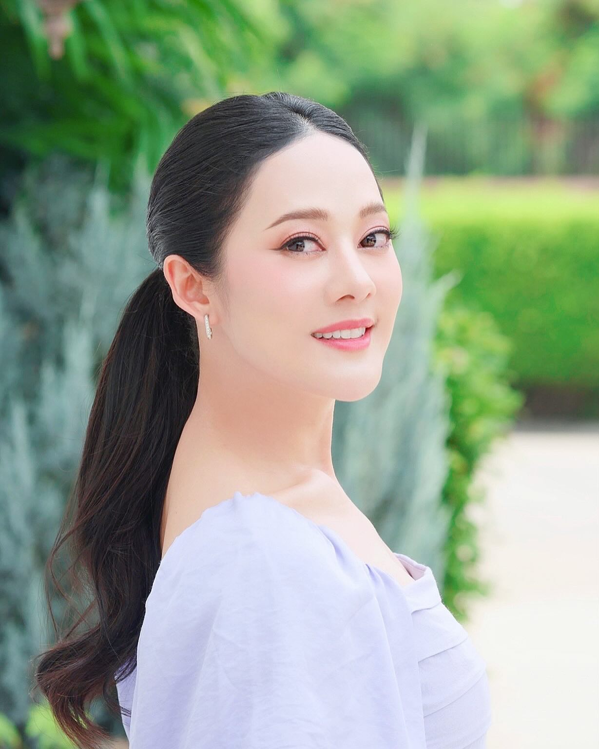 ทับทิม - อัญรินทร์ ธีราธนันพัฒน์