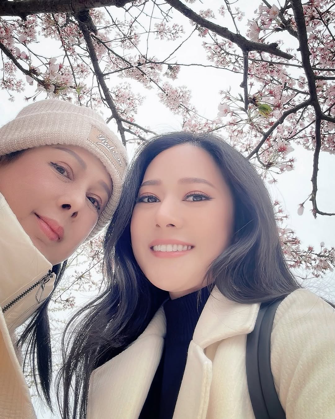 ทับทิม - อัญรินทร์ ธีราธนันพัฒน์