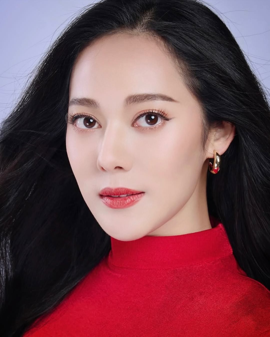 ทับทิม - อัญรินทร์ ธีราธนันพัฒน์
