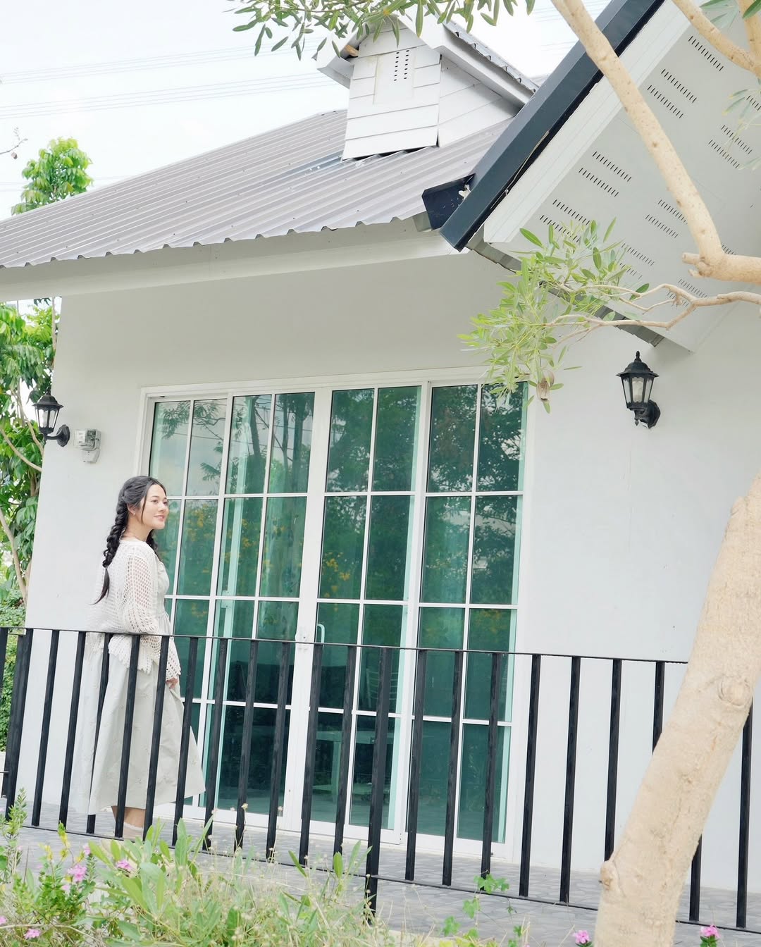 ทับทิม - อัญรินทร์ ธีราธนันพัฒน์