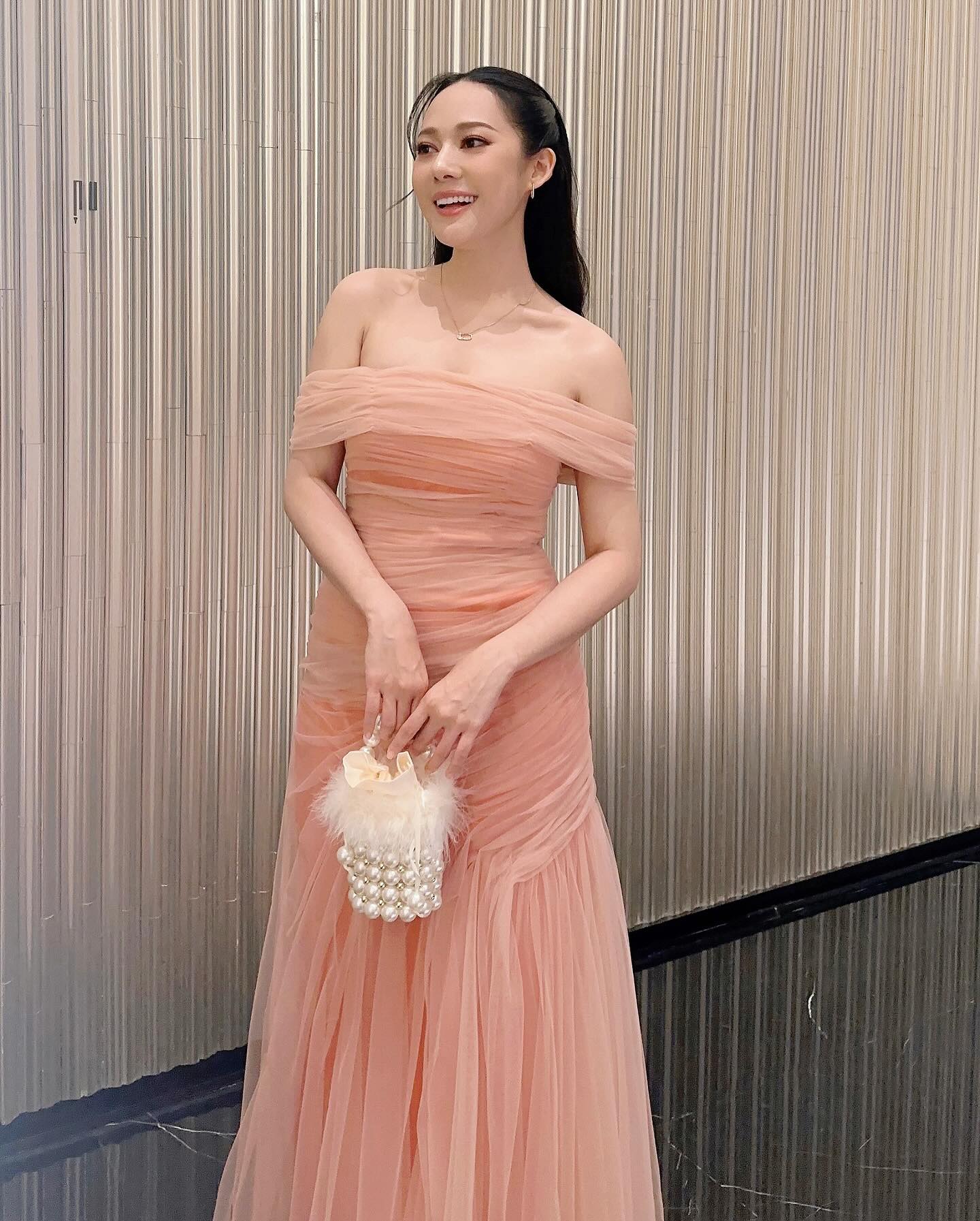 ทับทิม - อัญรินทร์ ธีราธนันพัฒน์