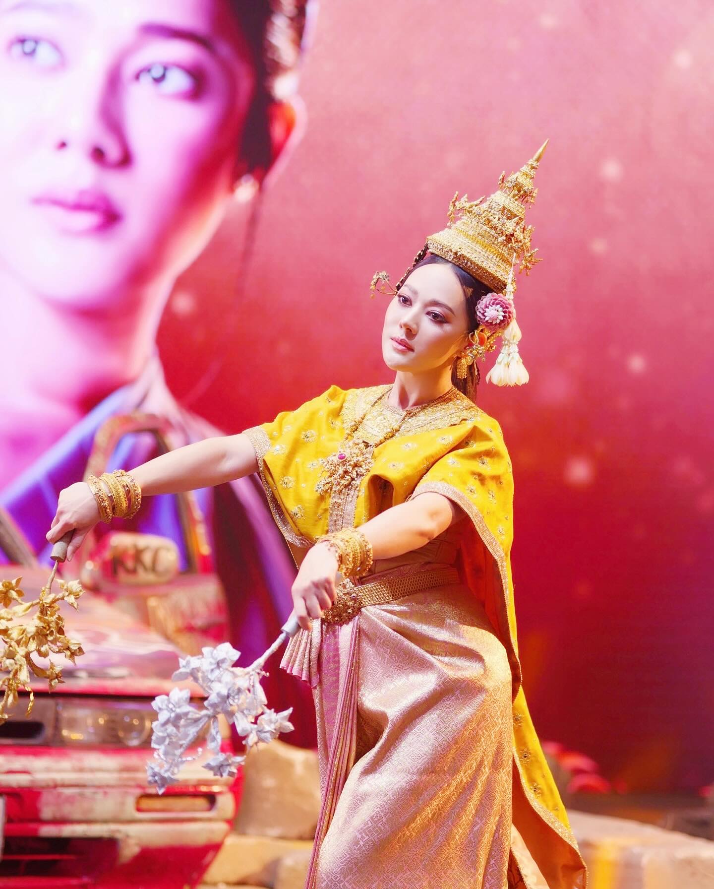 ทับทิม - อัญรินทร์ ธีราธนันพัฒน์
