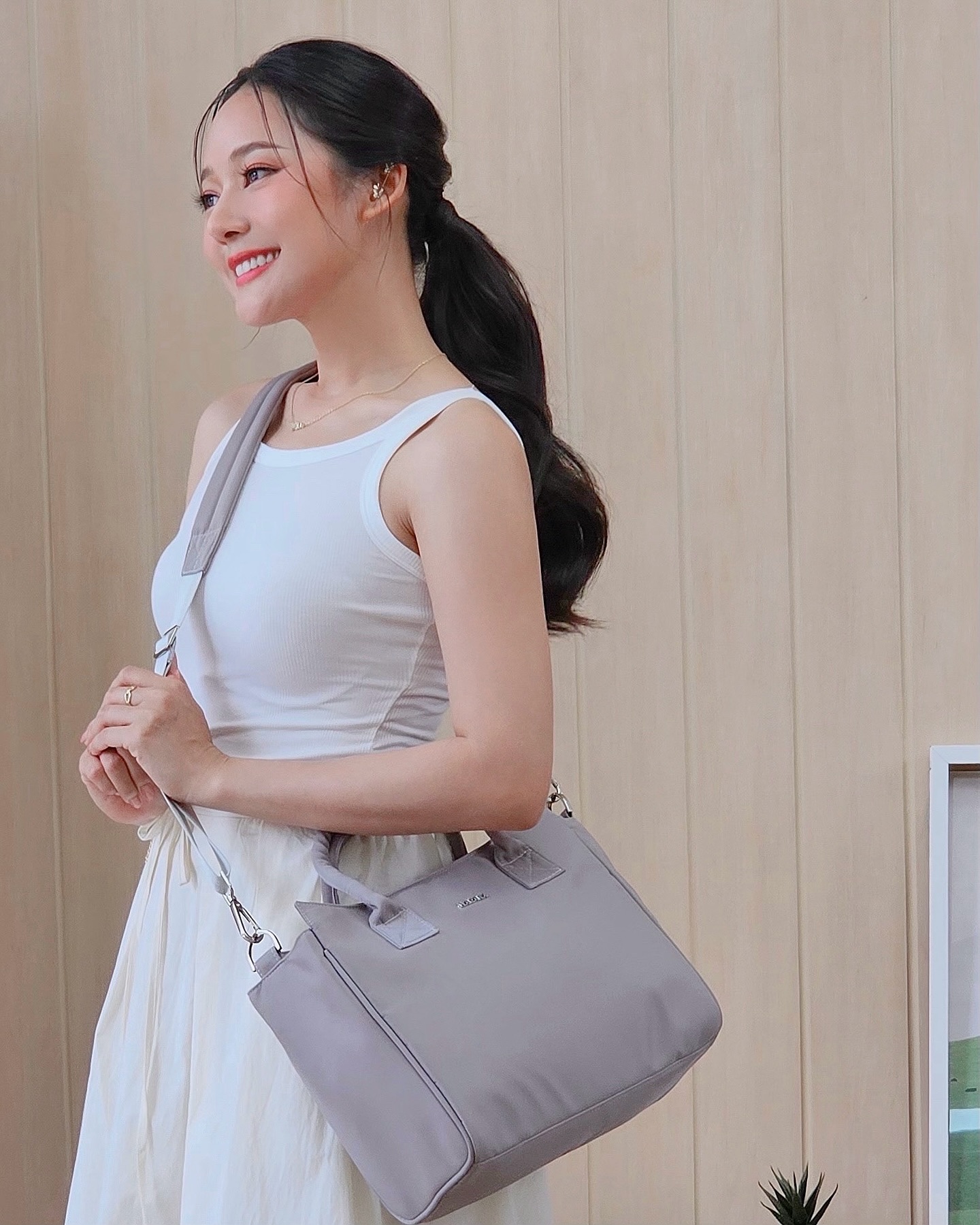 ทับทิม - อัญรินทร์ ธีราธนันพัฒน์
