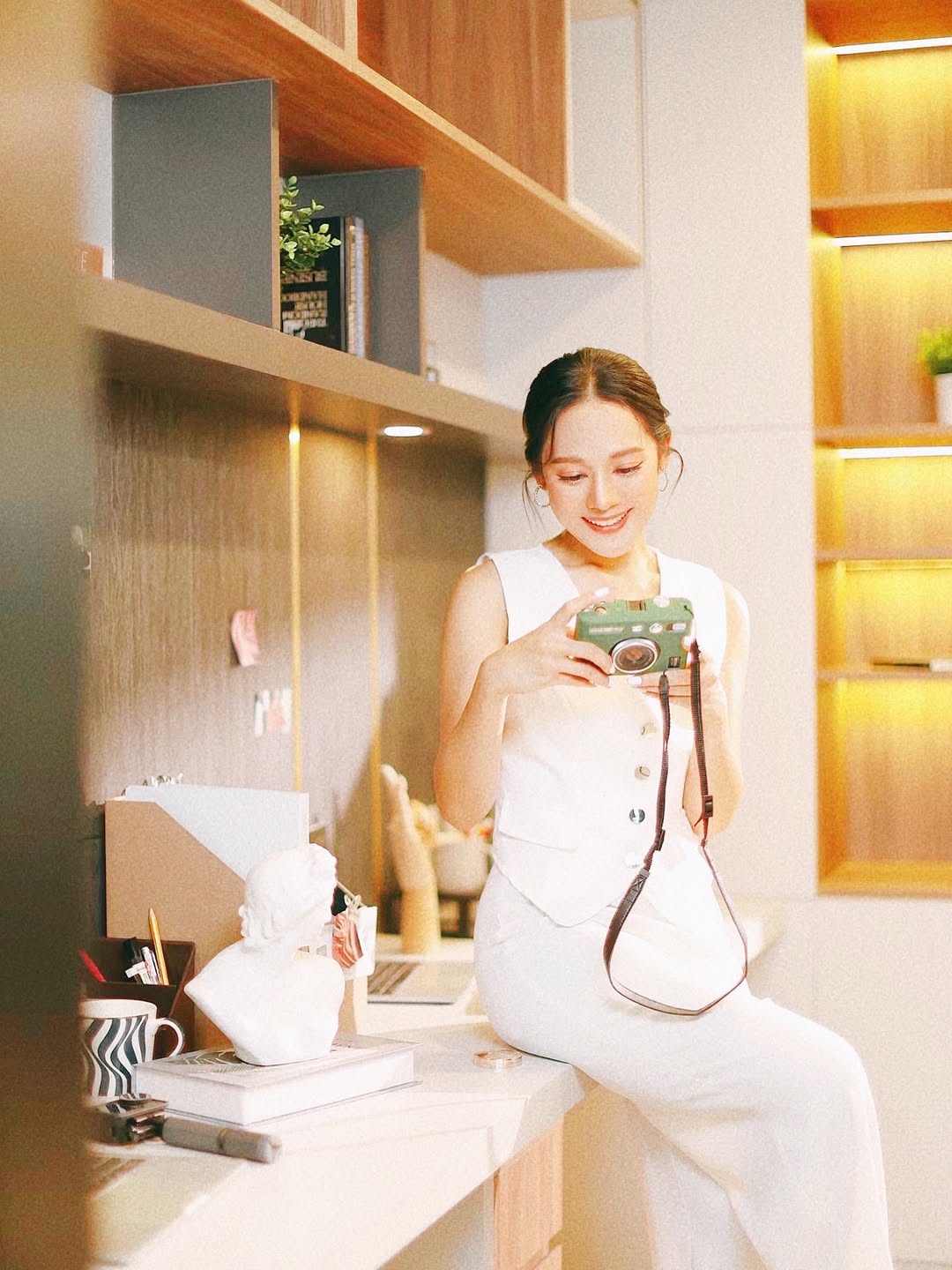 ทับทิม - อัญรินทร์ ธีราธนันพัฒน์