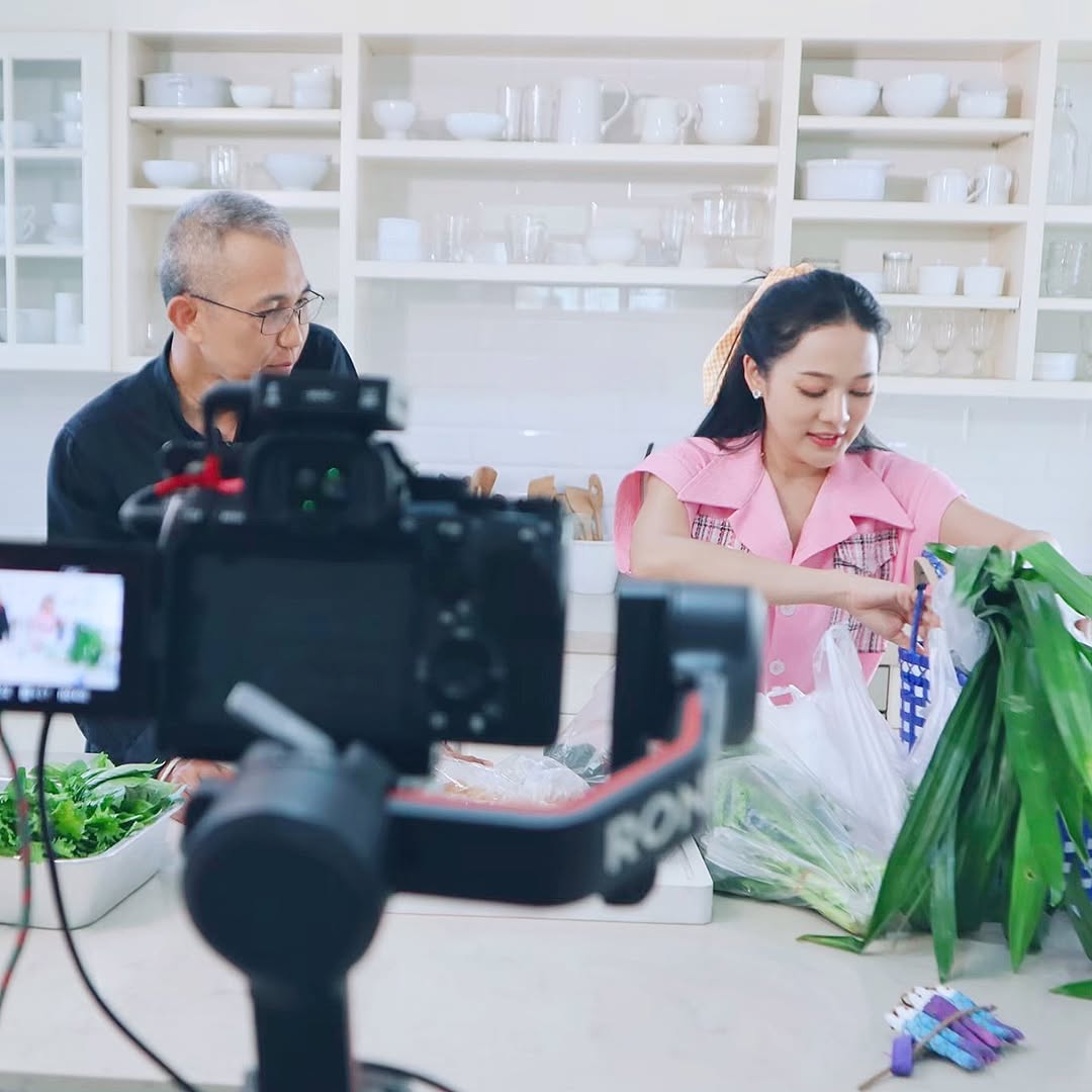ทับทิม - อัญรินทร์ ธีราธนันพัฒน์